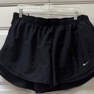 Nike Women's Black Athletic Shorts